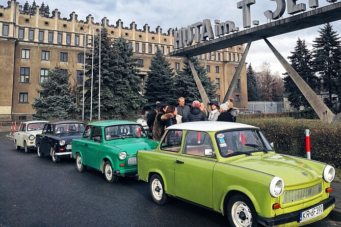 1.5h Crazy Guides' Communism Tour of Nowa Huta in Classic Car - Central Square and the Socialist Realist plan