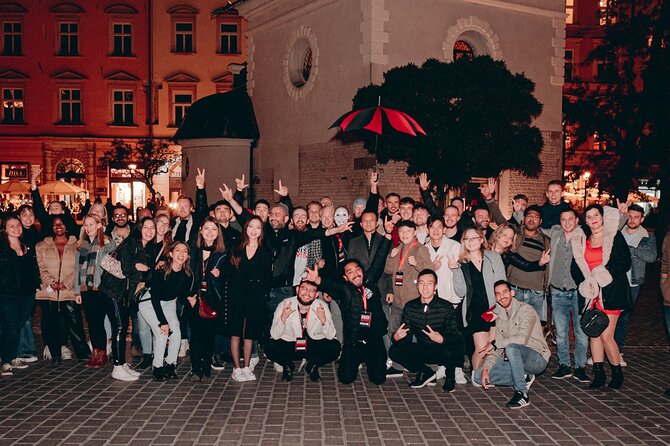 1 Hour of Open Bar Pub Crawl + Karaoke + VIP Entry to Best Clubs - Starting at the Church of St. Wojciech
