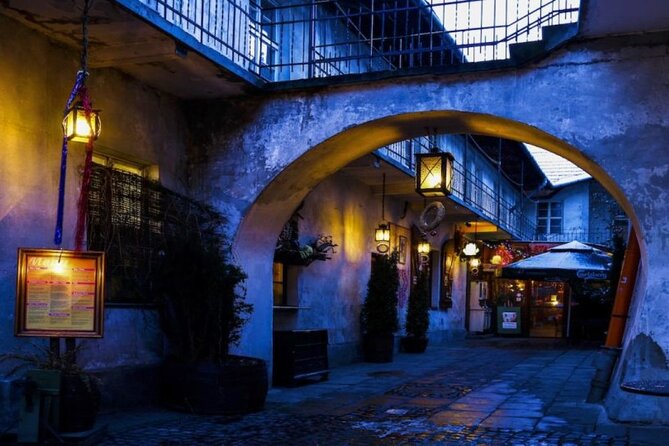 2 Days Tour to Auschwitz and Krakow from Warsaw - Krakow on day two