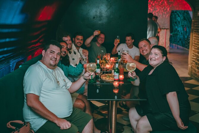 2 Hour Bottomless Brunch Experience with 3 Course Meal And Drinks - Nachos first, then a filling burger