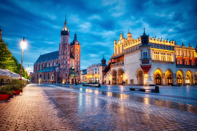 2-Hour City Walking Tour in Creepy Krakow - Key things to know before booking