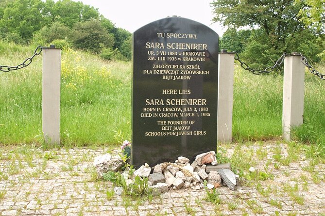 2-Hour Guided Tour in Kraków-Płaszów Concentration Camp - The memorials and the difficulty of an open site