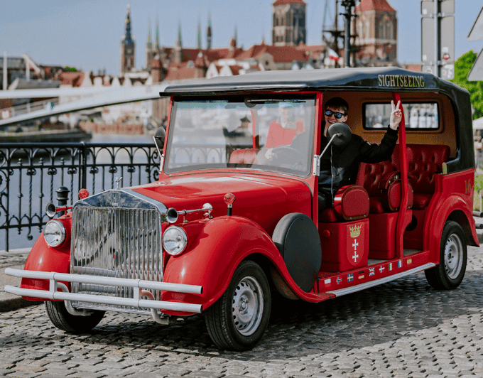 60 min of sightseeing in retro cars, Gdansk - Who will enjoy this most?