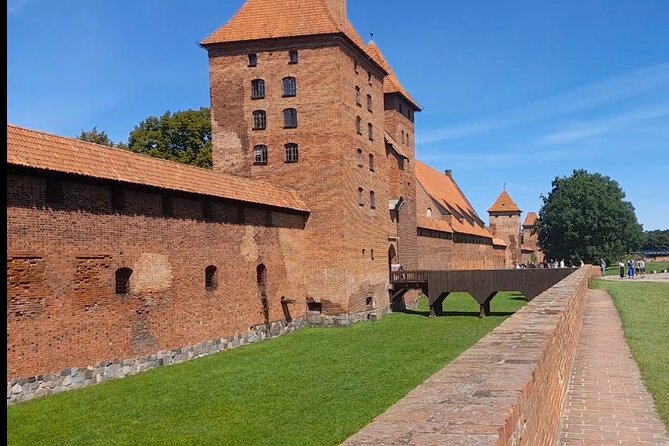Aiport Gdansk Transfer to Malbork Castle or Stutthof - One private ride, two very different destinations