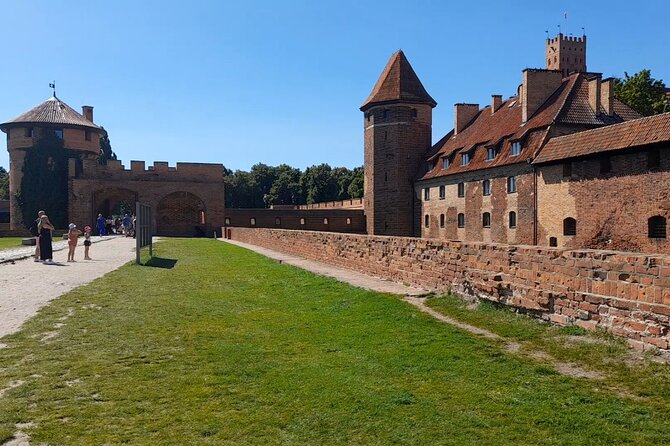 Aiport Gdansk Transfer to Malbork Castle or Stutthof - Hotel pickup in Gdansk keeps the morning simple
