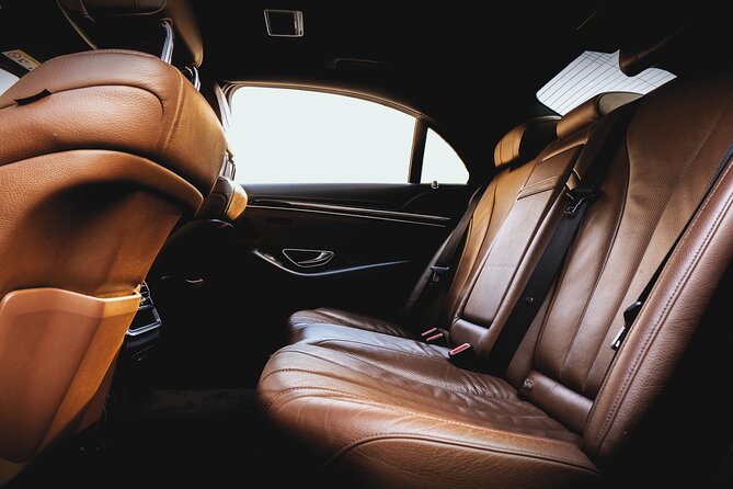 Airport to Cracow transfer by Luxurious VIP limo - From Kraków-Balice Airport to your Krakow address