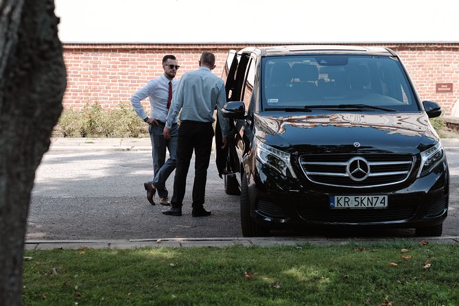 Airport to Cracow transfer by Minivan - The ride is practical, not a Krakow introduction