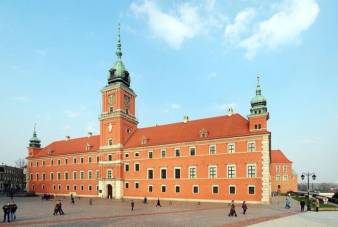 Amazing photo walk through the Old town of Warsaw - Key points to know before booking