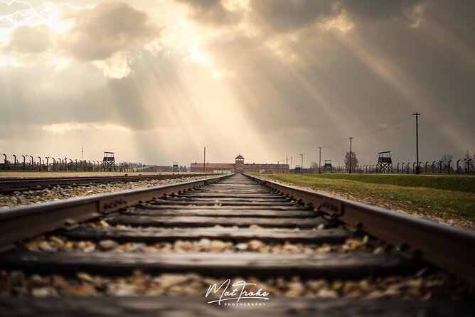 Auschwitz and Birkenau WITHOUT GUIDE private transport from Kraków - Auschwitz I, about two hours on foot