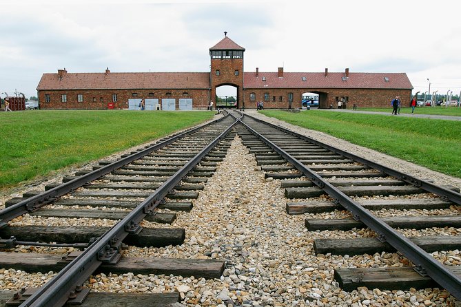Auschwitz-Birkenau and Wieliczka Salt Mine Day Tour from Krakow with private car - The drive to Auschwitz-Birkenau
