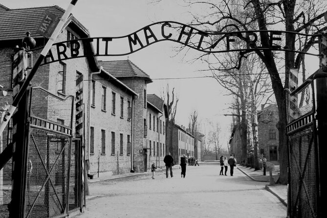 Auschwitz-Birkenau Guided Shared Tour from Krakow - Early pickup from your Krakow hotel