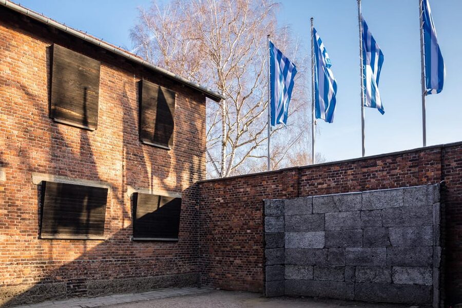 Auschwitz-Birkenau: Guided Tour and Skip-The-Line Ticket - Key points to know before booking
