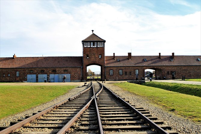 Auschwitz-Birkenau Guided Tour by Private Transport from Krakow - How to prepare for the emotional side