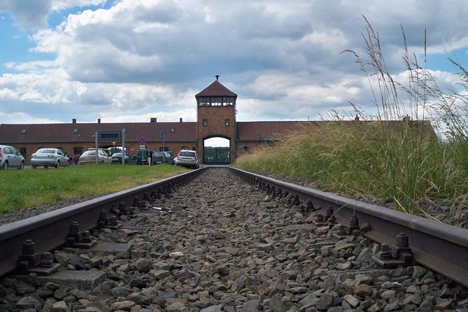 Auschwitz Birkenau Guided Tour - Auschwitz I: the first two hours