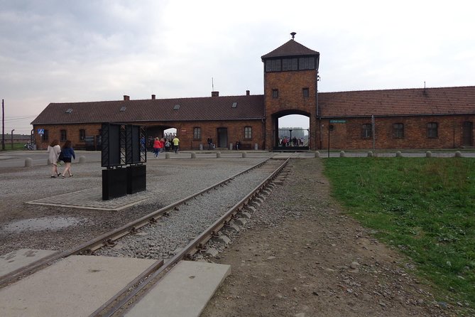 Auschwitz-Birkenau Museum Half-Day Bus Tour from Krakow - The early bus ride from Krakow