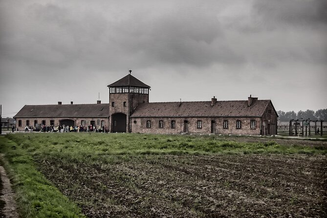 Auschwitz - Birkenau Private, 6-hr Study Tour - Leaving Krakow in a private car