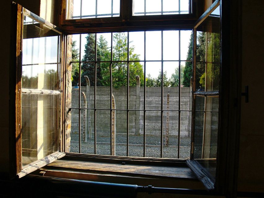 Auschwitz-Birkenau Tour from Katowice with Private Transfers - Entering the Original Auschwitz Camp
