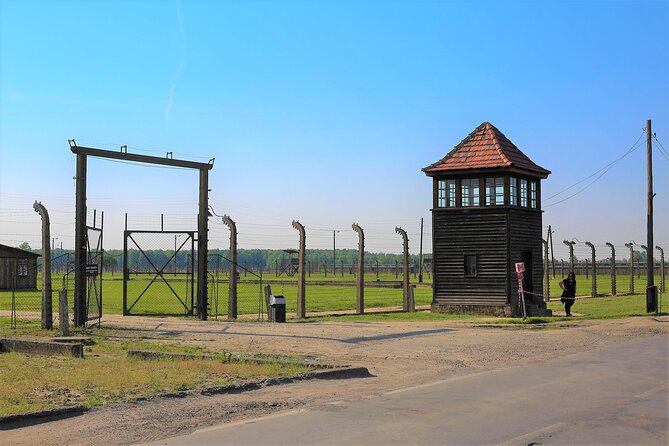 Auschwitz-Birkenau Tour with Private Transport Altenative Tour - What this private Auschwitz route actually covers