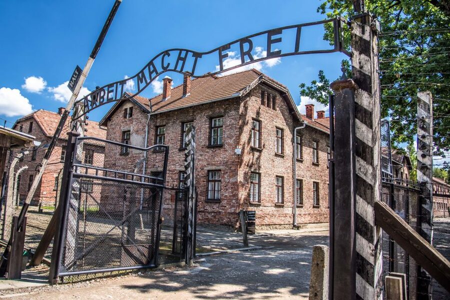 Auschwitz Ticket and Full-Day Tour from Krakow - Key points at a glance