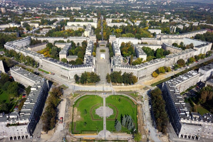 Best of Krakow 1-Day Private Guided Tour with Transport - Starting in Nowa Huta, Krakow’s planned socialist district