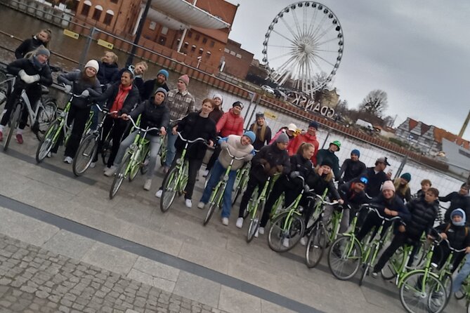 Bike Tour Gdansk - Standard - Wyspa Spichrzów and the Motława waterfront