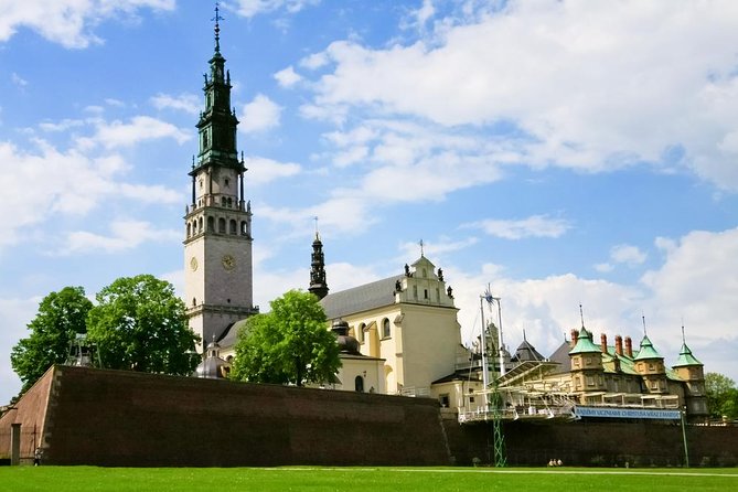 Black Madonna Czestochowa Jasna Gora Private Tour From Krakow - Meeting the Black Madonna