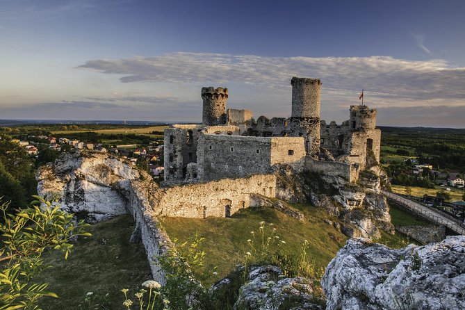 Castles Tour by The Eagles' Nests Trail, day tour from Krakow - Korzkiew and the Ojców National Park approach