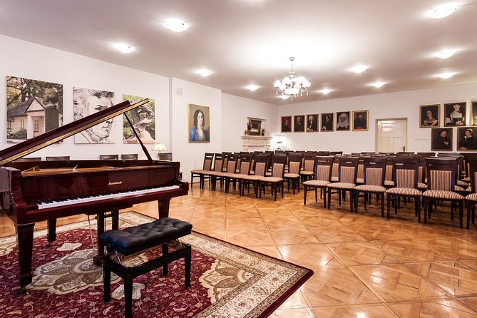 Chopin Piano Concert at Chopin Gallery with a Glass of Wine - The wine: a pleasant extra, not the main attraction