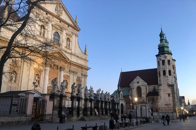 Complete Cracow Bike Tour (small group of maximum 15 people!) - Who should book this ride?