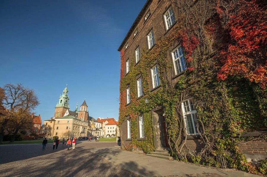 Cracow: Guided Tour of the Wawel Castle & Cathedral - Is $58 a fair price?