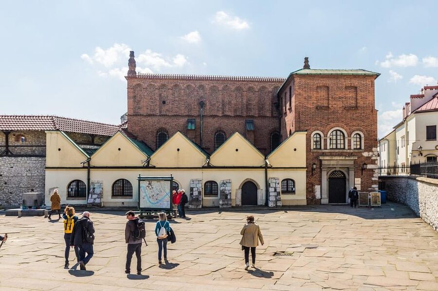 Cracow: Kazimierz Jewish Quarter Walking Tour - Why Kazimierz deserves a separate walk