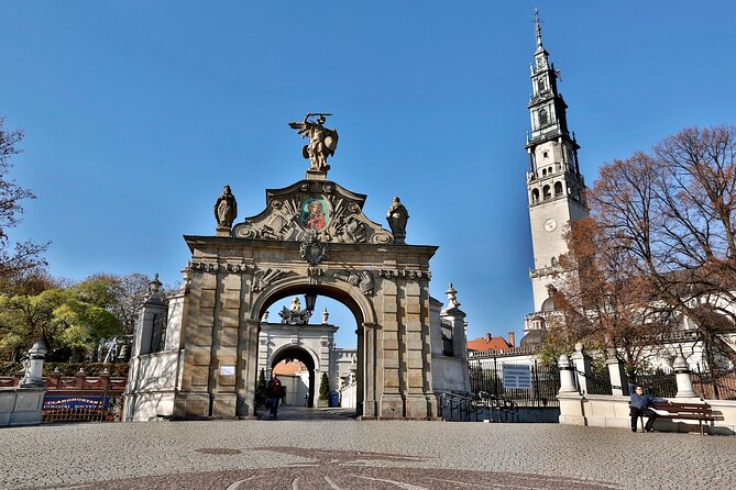 Częstochowa Black Madonna - The Church of the Holy Cross and the siege walls