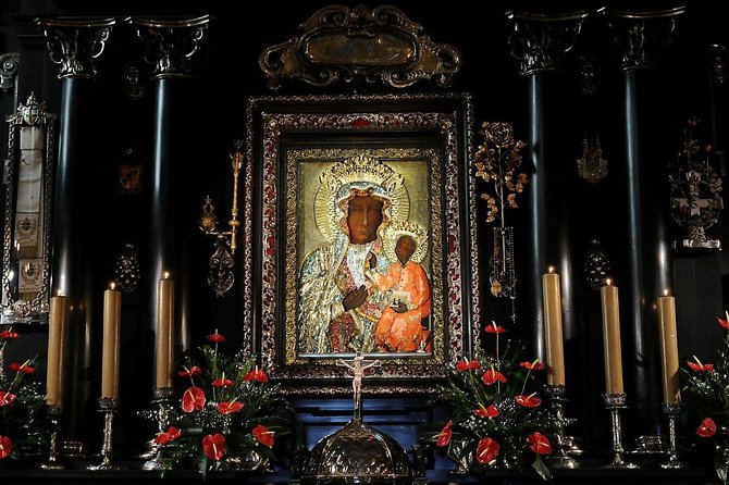 Czestochowa Black Madonna Private Day Tour from Krakow - Leaving Krakow in a Private Mercedes