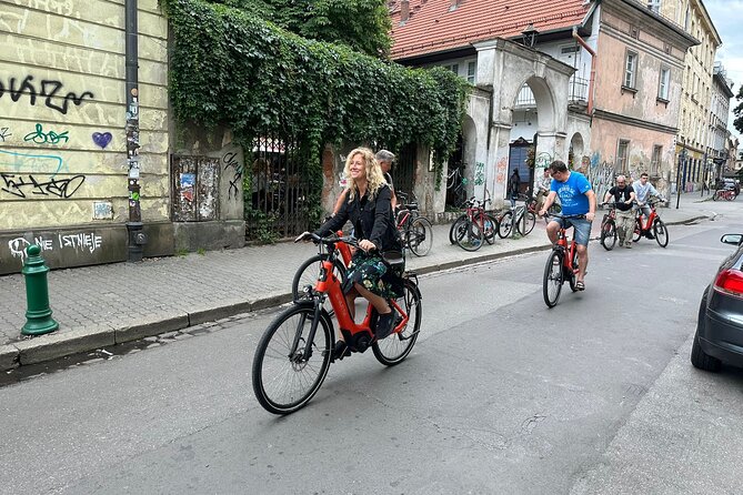 Discover Kraków by Bike with a Dutch guide - The former ghetto: a serious change of tone