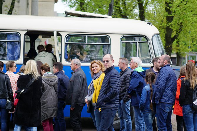 Discover the Dark Side of Warsaw in Praga District by Retro Bus - Crossing the Vistula in a vintage bus