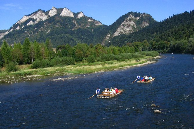 DUNAJEC River Gorge traditional rafting, PRIVATE TOUR from Krakow - Dębno’s wooden church on the way back