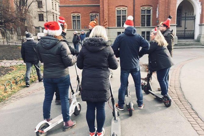 E-Scooter Rental in Krakow for 4 hours - Starting at Your Hotel, Apartment, or Hostel