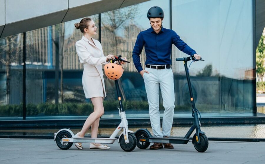 Electric Scooter Tour: Full Tour - 3-Hours of Magic! - Krasiński Square explains the city’s wartime memory