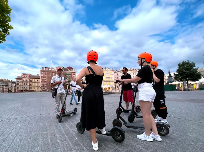 Electric Scooter Tour: Gdańsk Shipyard - 1,5-Hour of Magic! - Key points before you book