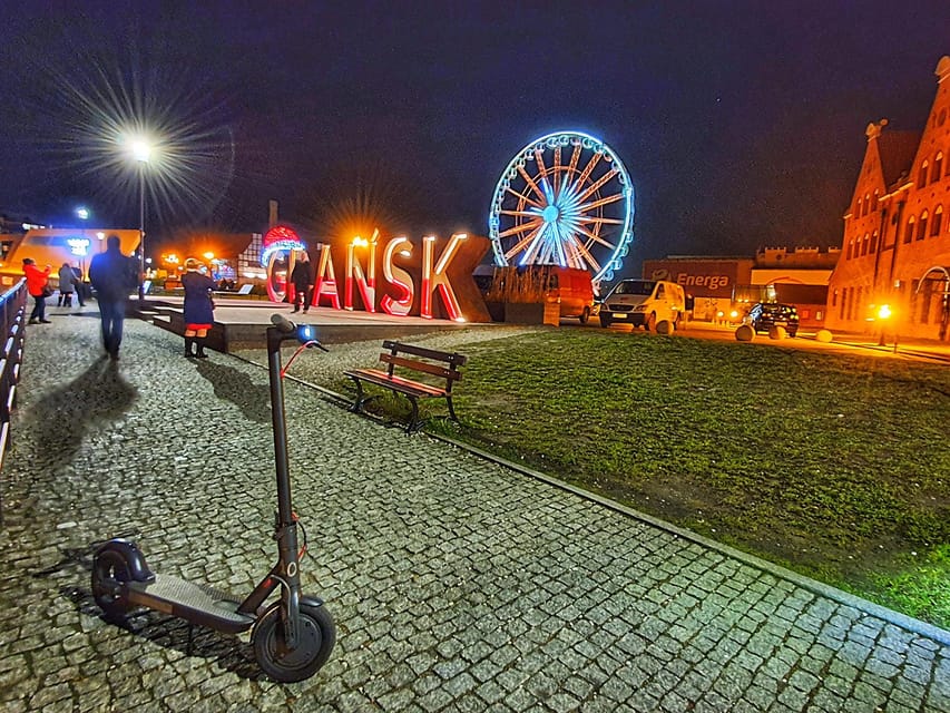 Electric Scooter Tour: Old Town Gdańsk - 1,5-Hour of Magic! - Moving through the Old Town’s main streets