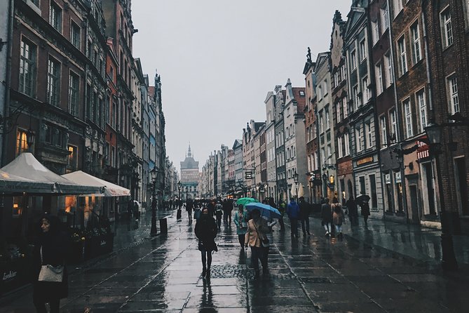 Explore the Instaworthy Spots of Gdansk with a Local - The Second World War Museum adds weight