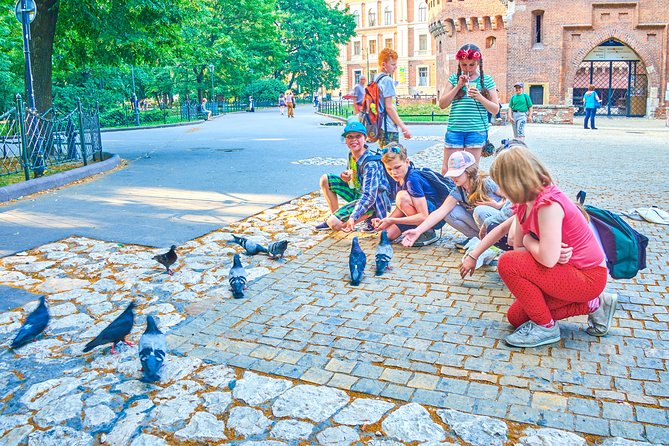 Family Tour of Krakow Old Town with Sweets Factory & Cruise - Who will enjoy this Krakow family tour?