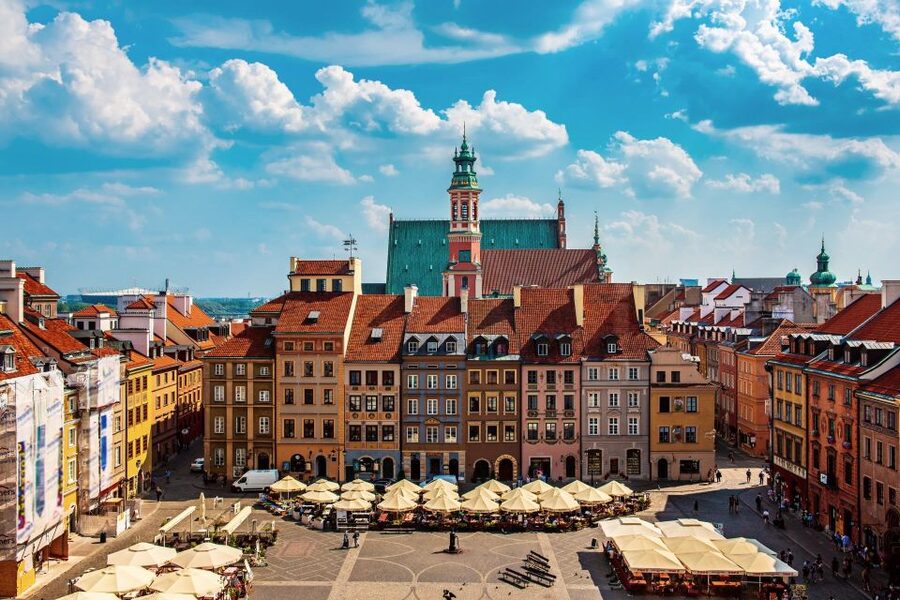 Family Tour of Warsaw Old Town with Fun Activities for Kids - Meeting point, pickup, and practical planning