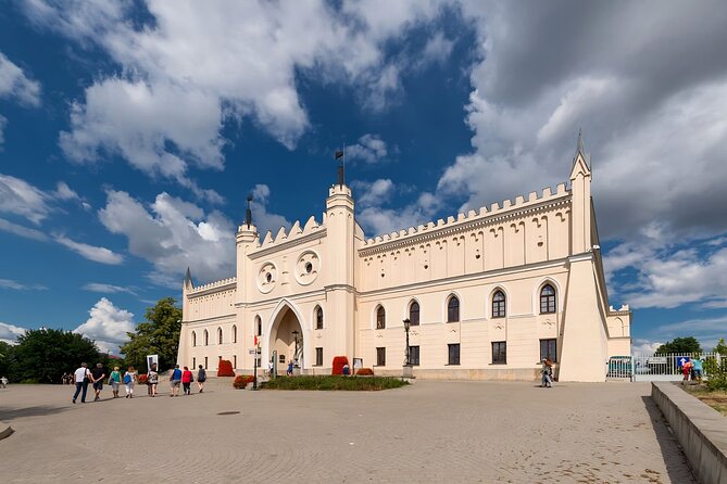 Fascinating Highlights of Lublin - Private Walking Tour - Passing through 14th-century Krakowska Gate