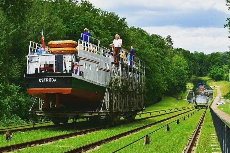 From Gdansk: Elblag Canal Boat Cruise - Buczyniec and the first look at the inclined planes