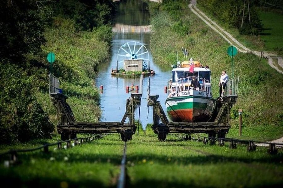 From Gdansk: Elblag Canal Boat Cruise - What the four-plane cruise feels like
