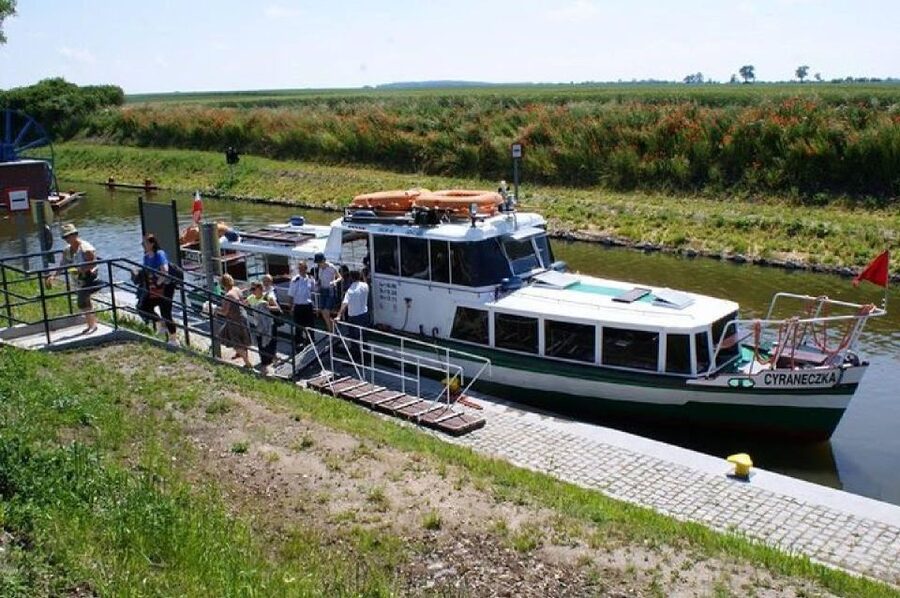 From Gdansk: Elblag Canal Boat Cruise - The driver can make or break the day