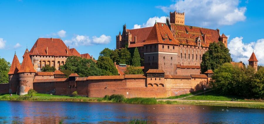 From Gdansk: Half-Day Malbork Castle Tour with Audioguide - Why Malbork Castle is worth the trip from Gdansk