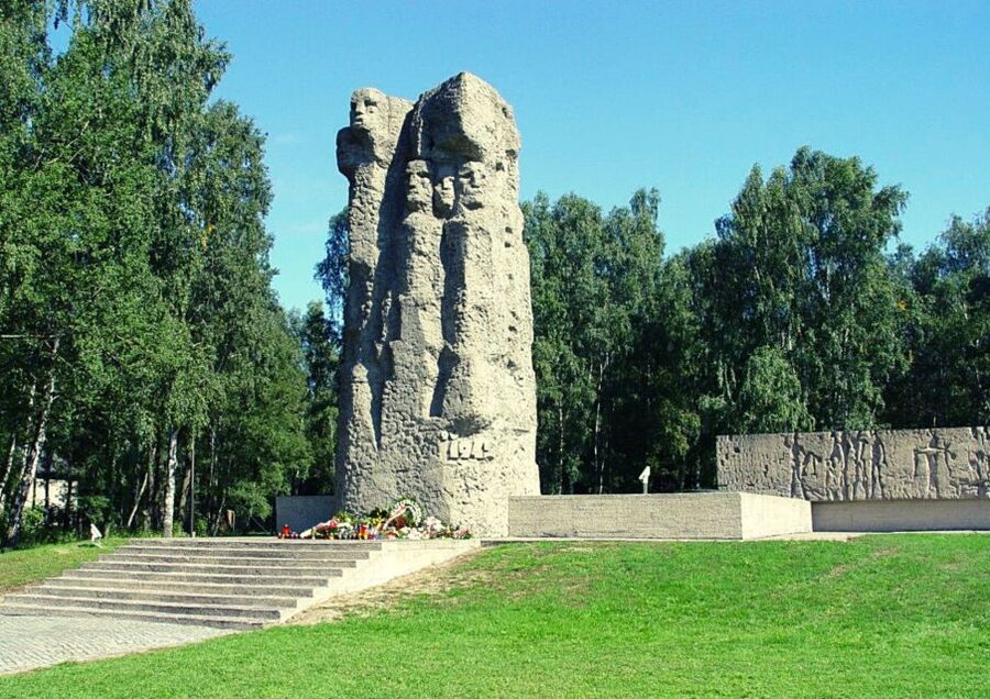 From Gdansk: Stutthof Concentration Camp Tour with Transfer - Leaving Gdansk for Sztutowo