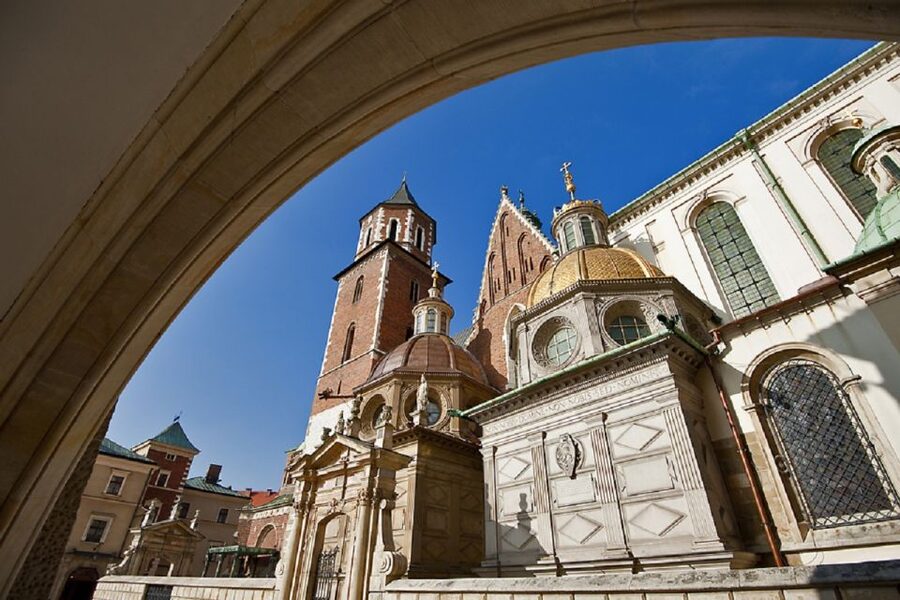 From Katowice: Krakow Old Town Private Guided Day Trip - Sukiennice, Krakow’s enduring commercial center